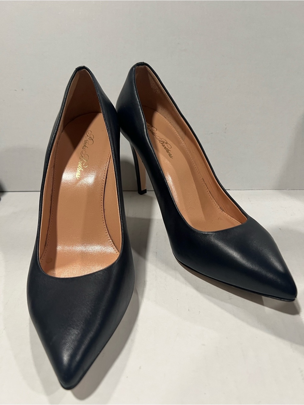 Brooks Brothers Black Pointed-Toe Leather Pumps